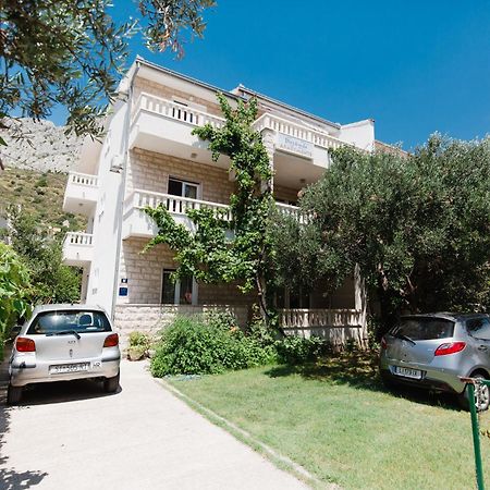 Apartments Diridonda Омиш Номер фото