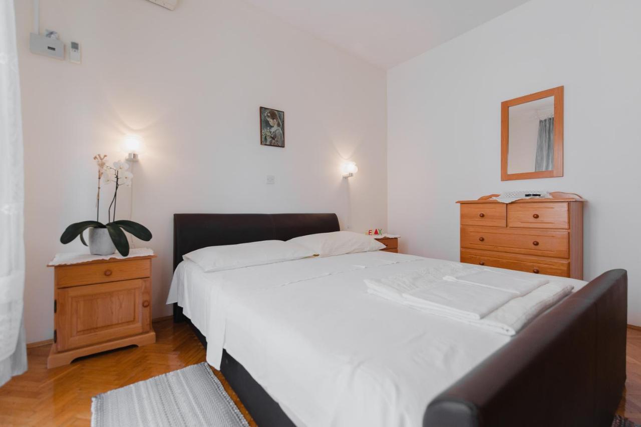 Apartments Diridonda Омиш Экстерьер фото