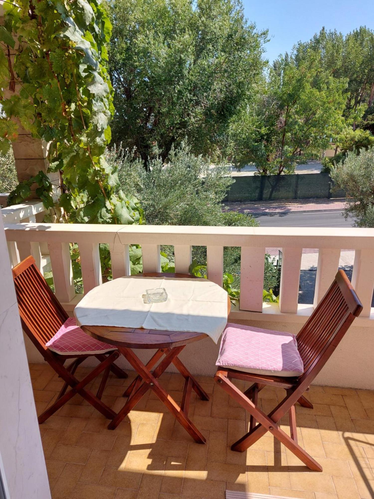 Apartments Diridonda Омиш Номер фото