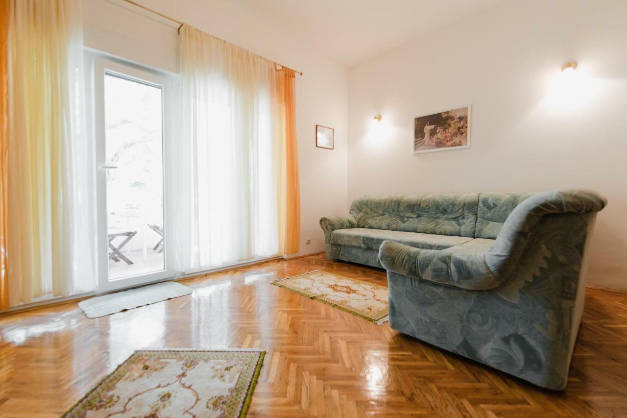 Apartments Diridonda Омиш Экстерьер фото